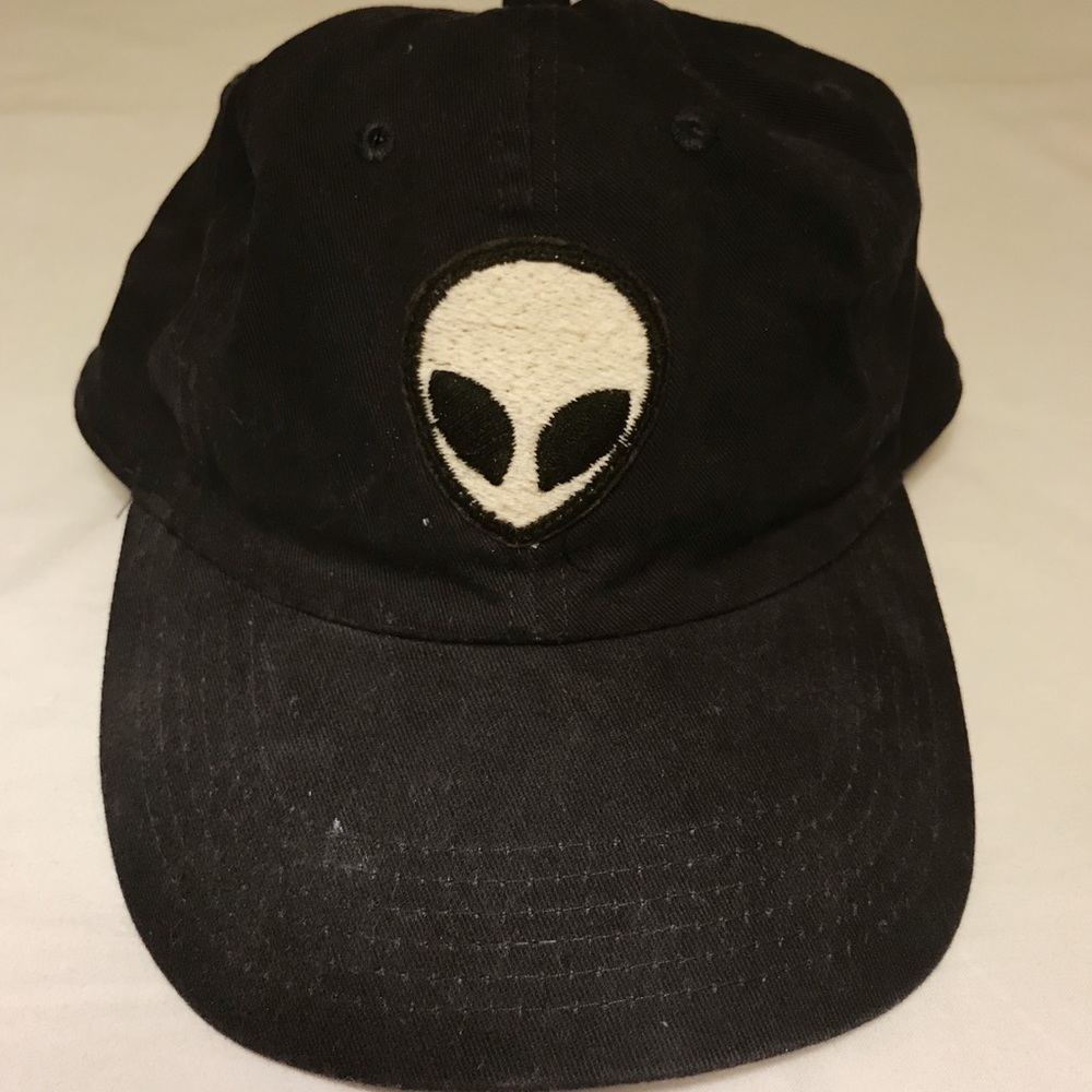 Brandy Melville Hat